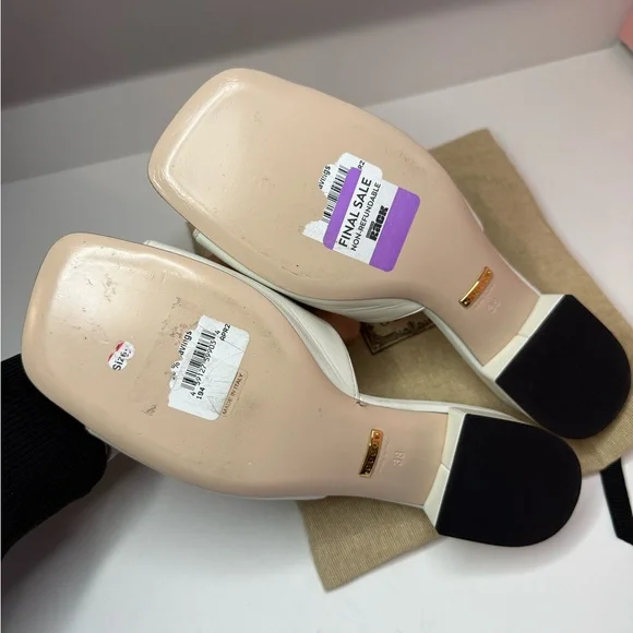 GUCCI Elegant White Slide Sandals - Picture 5 of 11